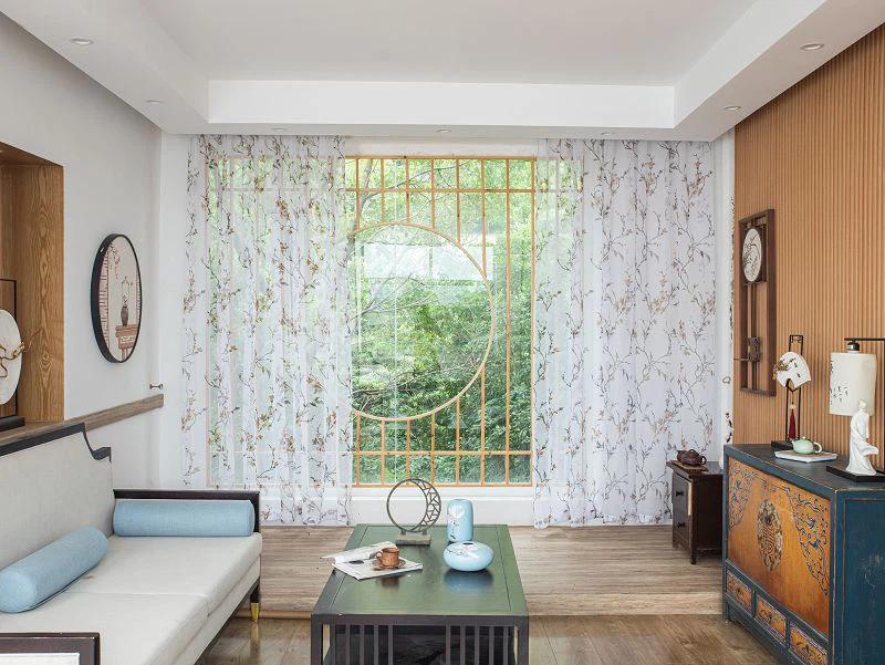 Doli Fabric Window Screen s potlačou slivkových kvetov