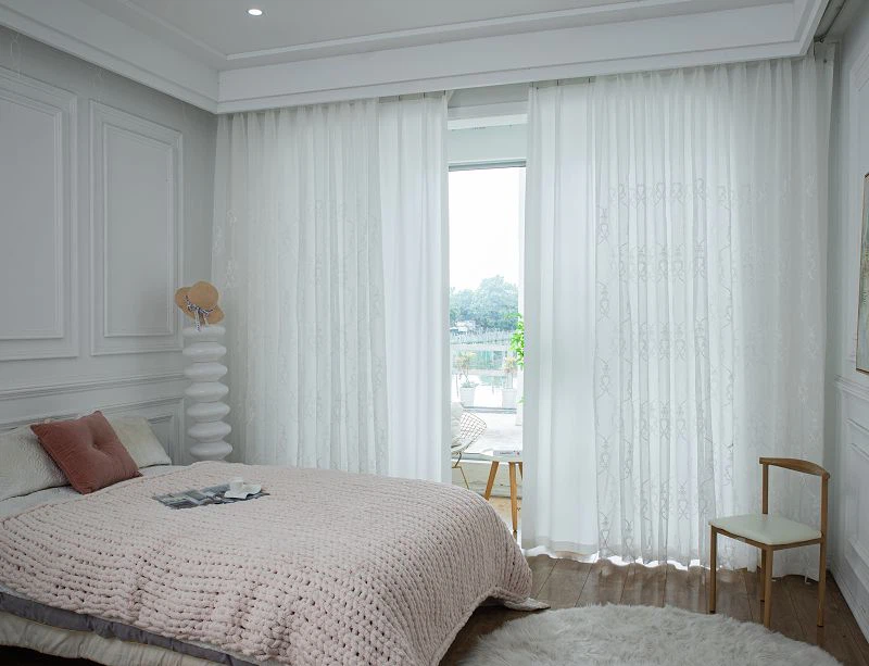 Vyšívaná európska čipka proti slnečnému žiareniu proti zachyteniu